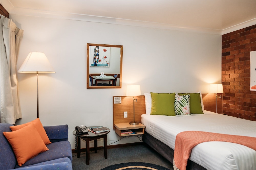 Country Pathfinder Motor Inn 21/47