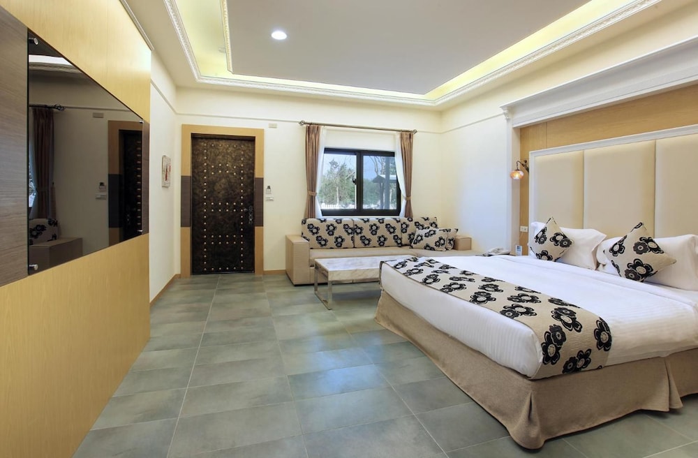 Lan Hai Inn 17/48