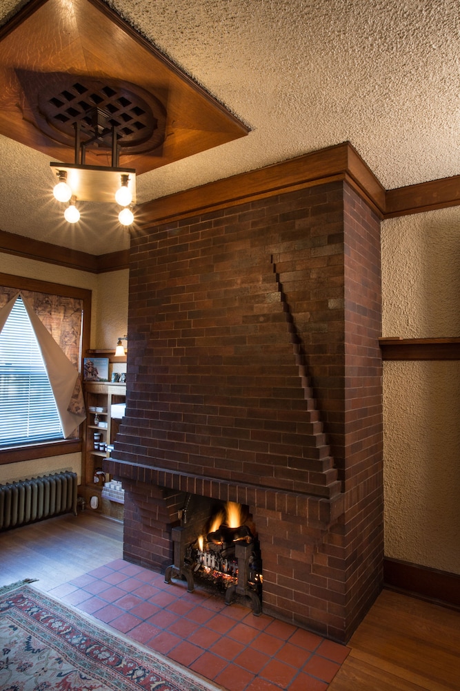Stewart Inn 12/71