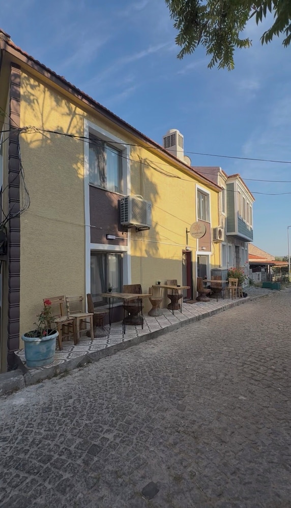 Hambarli Otel 34/49