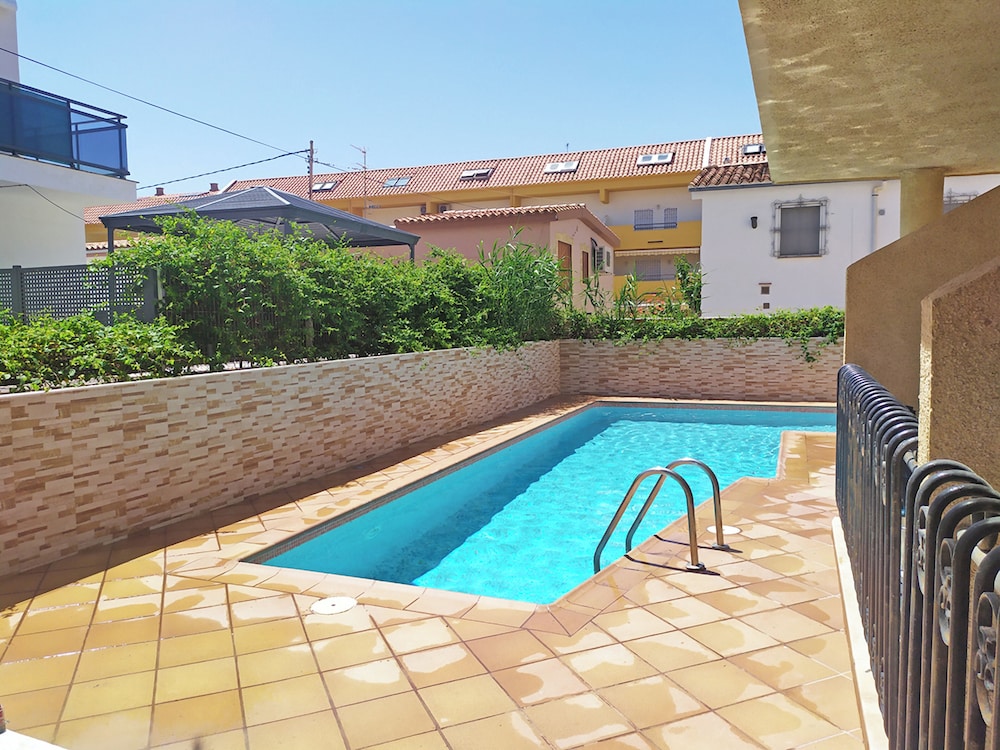 APARTAMENTOS RESIDENCIAL DOÑA CARMEN 3000 47/50