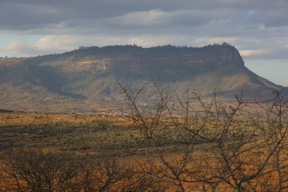 Taita Hills Safari Resort And Spa 47/63
