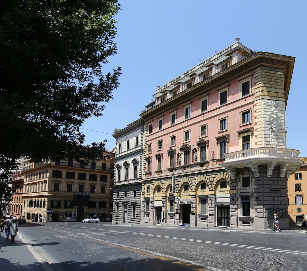 Hotel Traiano 36/39