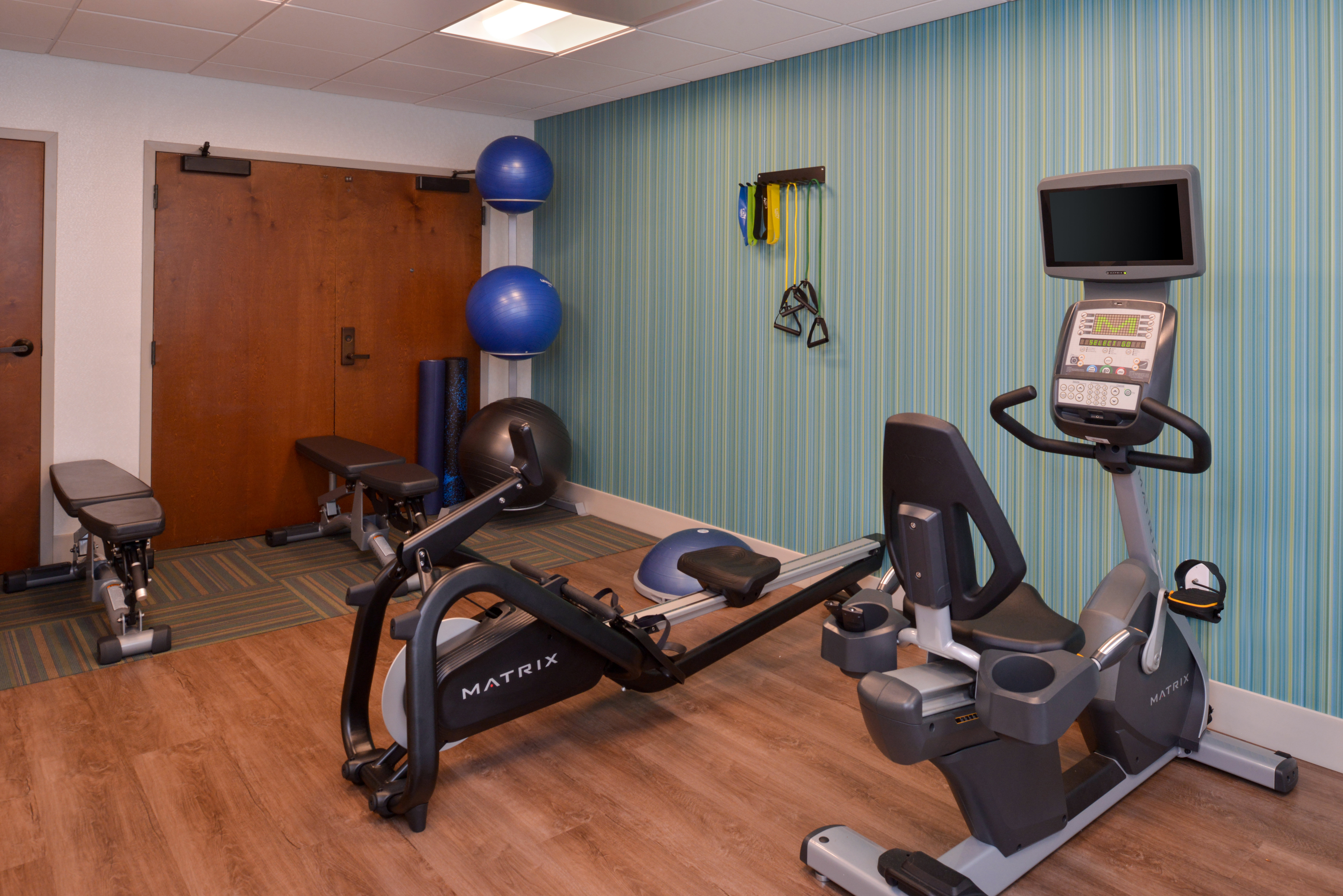 Holiday Inn Express Hotel and Suites Indianapolis Downtown Convention Center Area 34/48