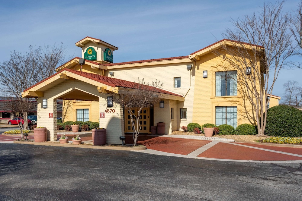 La Quinta Inn Huntsville Research Park 7/38