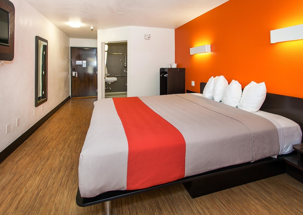 Motel6 Hollywood, CA - Los Angeles 18/50