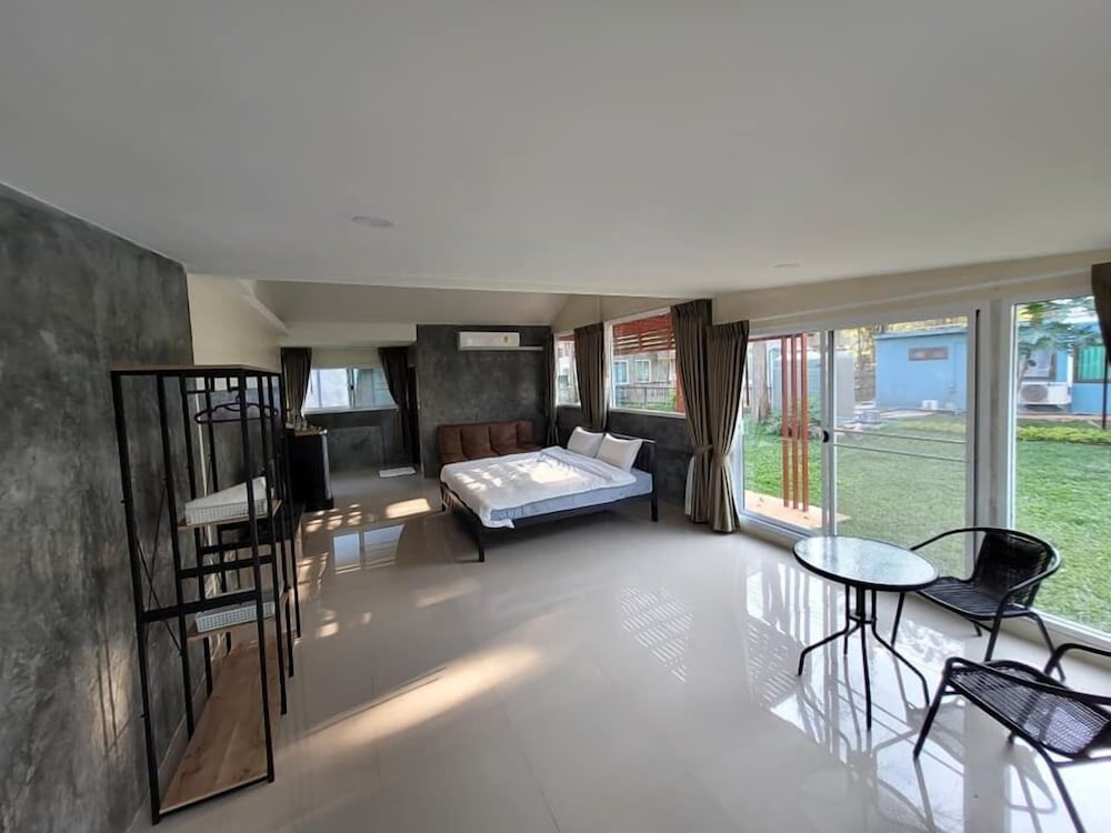 Golden Gold Khaoyai Resort & Spa 17/50