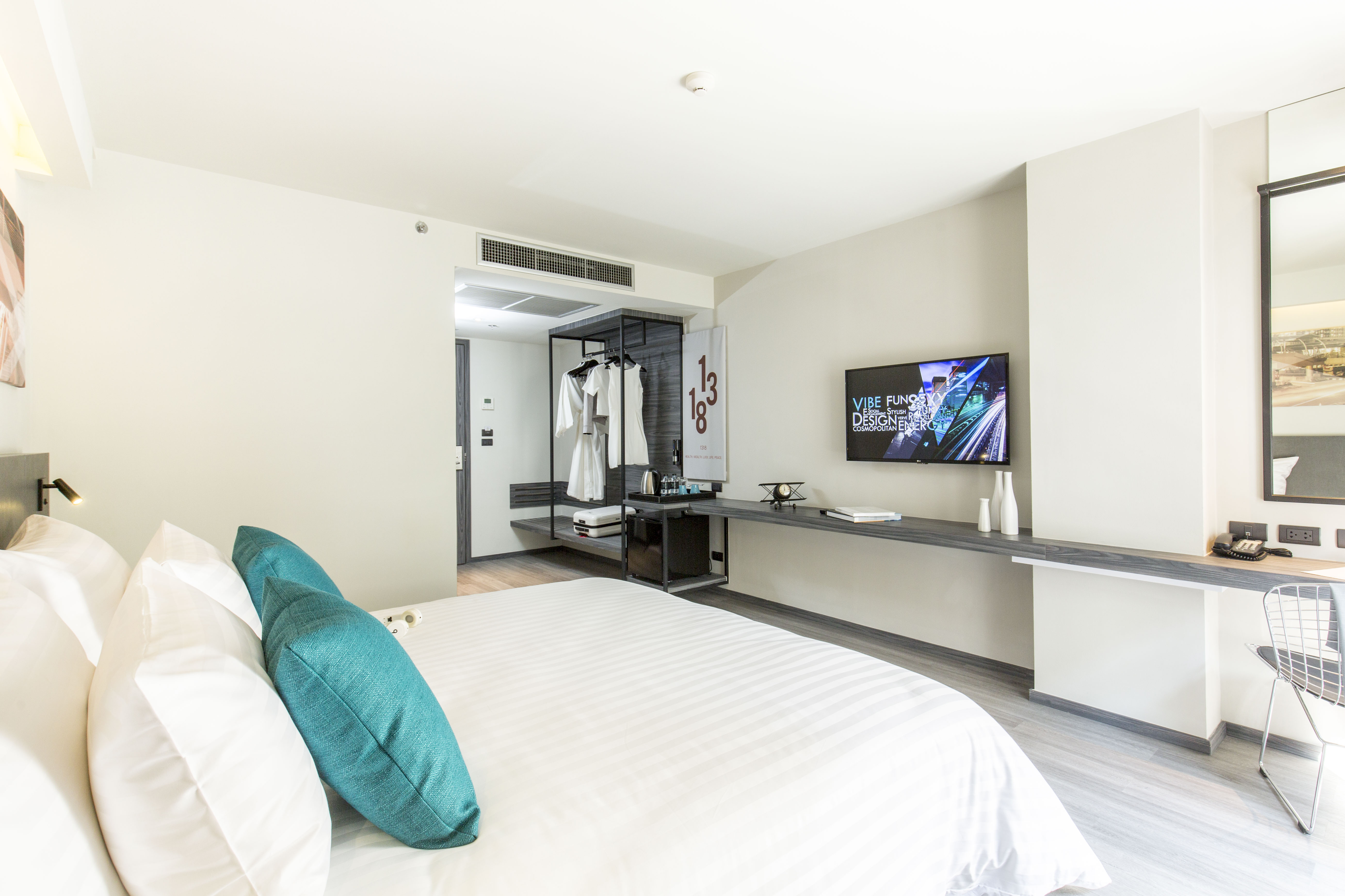 Standard, Double or Twin Bed