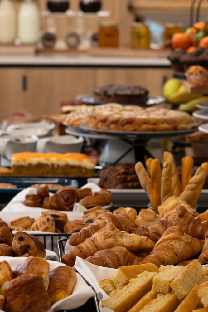 Courtyard By Marriott Cluj-Napoca Downtown 8/46