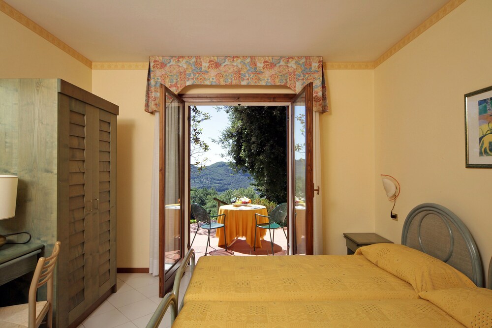 Madrigale Panoramic, Lifestyle & Soulful Hotel 6/76