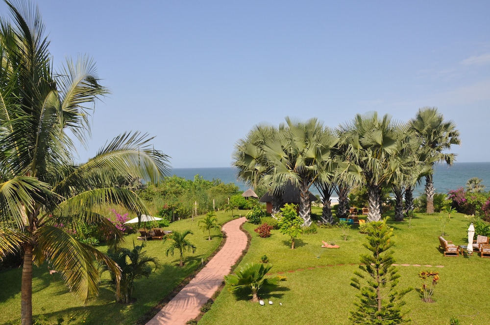 Leo S Beach Hotel Restaurant Adults Only 37/39