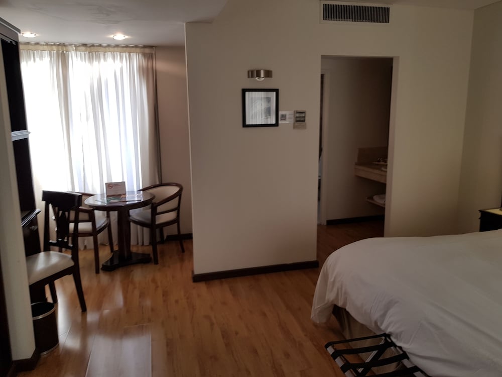 Villaggio Hotel Boutique 12/37