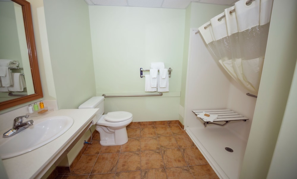 Service Plus Inns and Suites Calgary 56/56