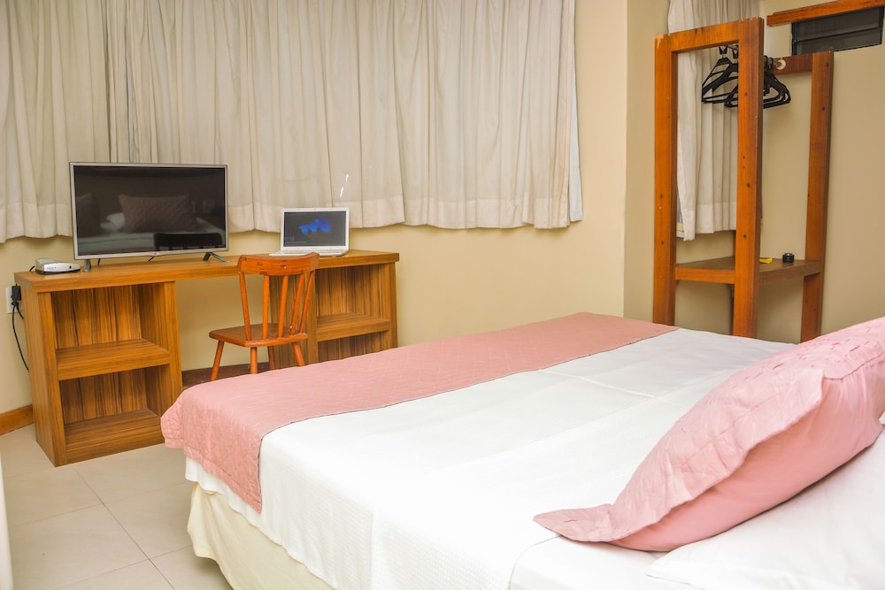 FORTMAR HOTEL 13/47