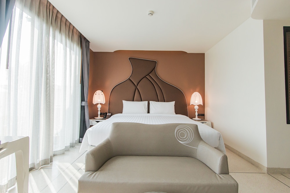 Rachabhura Hotel 15/50