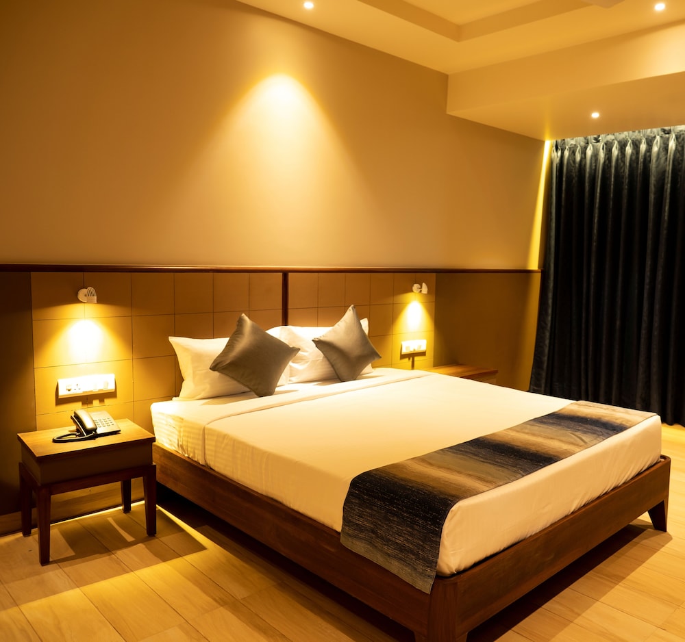 Cosmique Clarks Inn Suites Goa 18/48