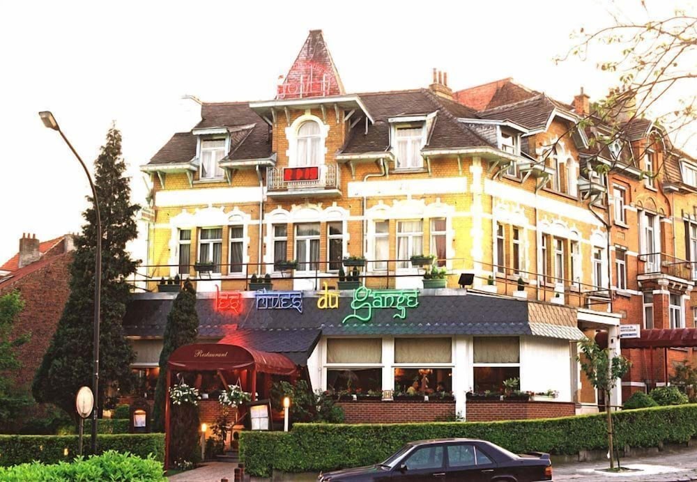 Hotel L'auberge Du Souverain 1/39