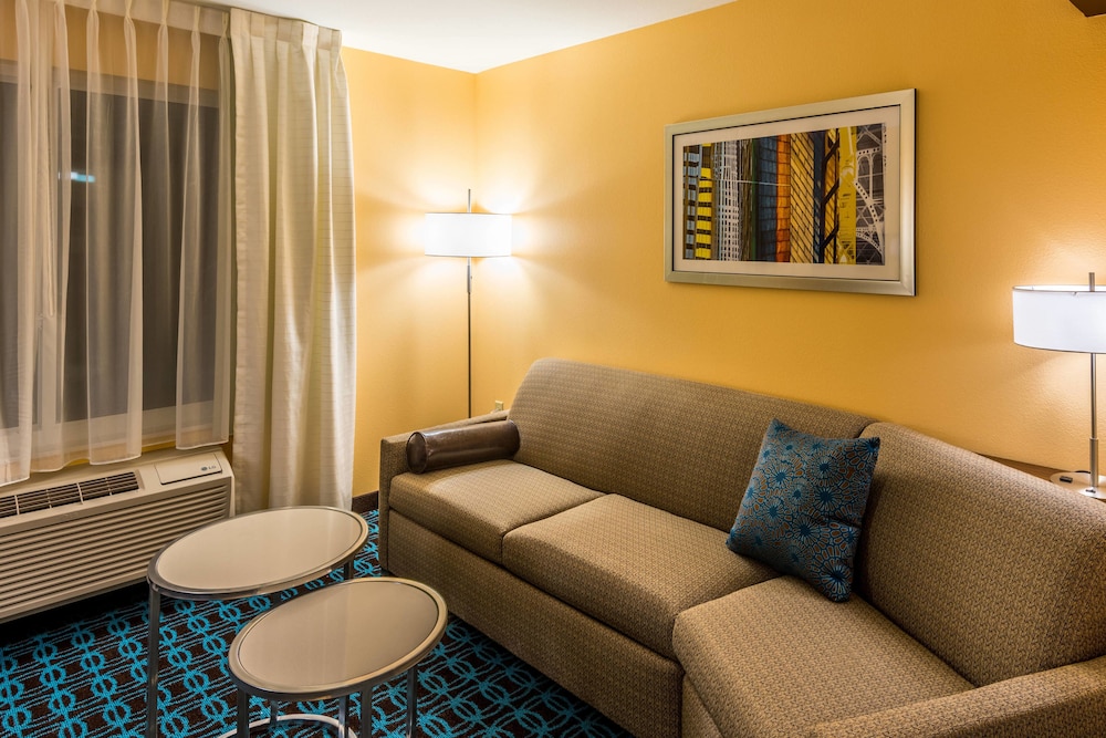 Fairfield Inn Suites Mobile Saraland 32/50