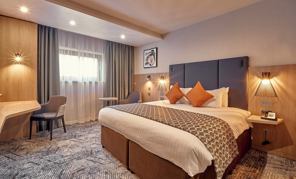 Crowne Plaza Reading East, An IHG hotel 10/49