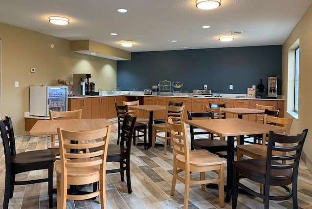 Americinn By Wyndham Prairie Du Chien 30/42