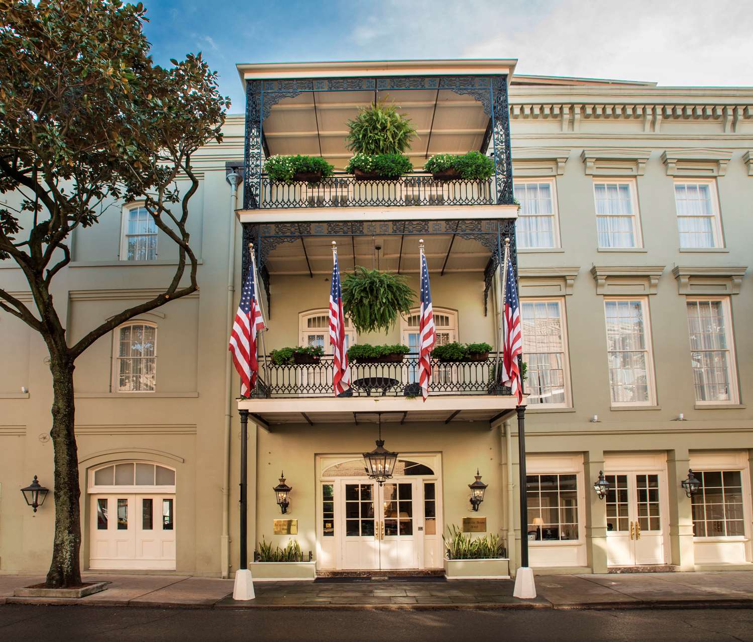 Bienville House Hotel in NEW ORLEANS - LA