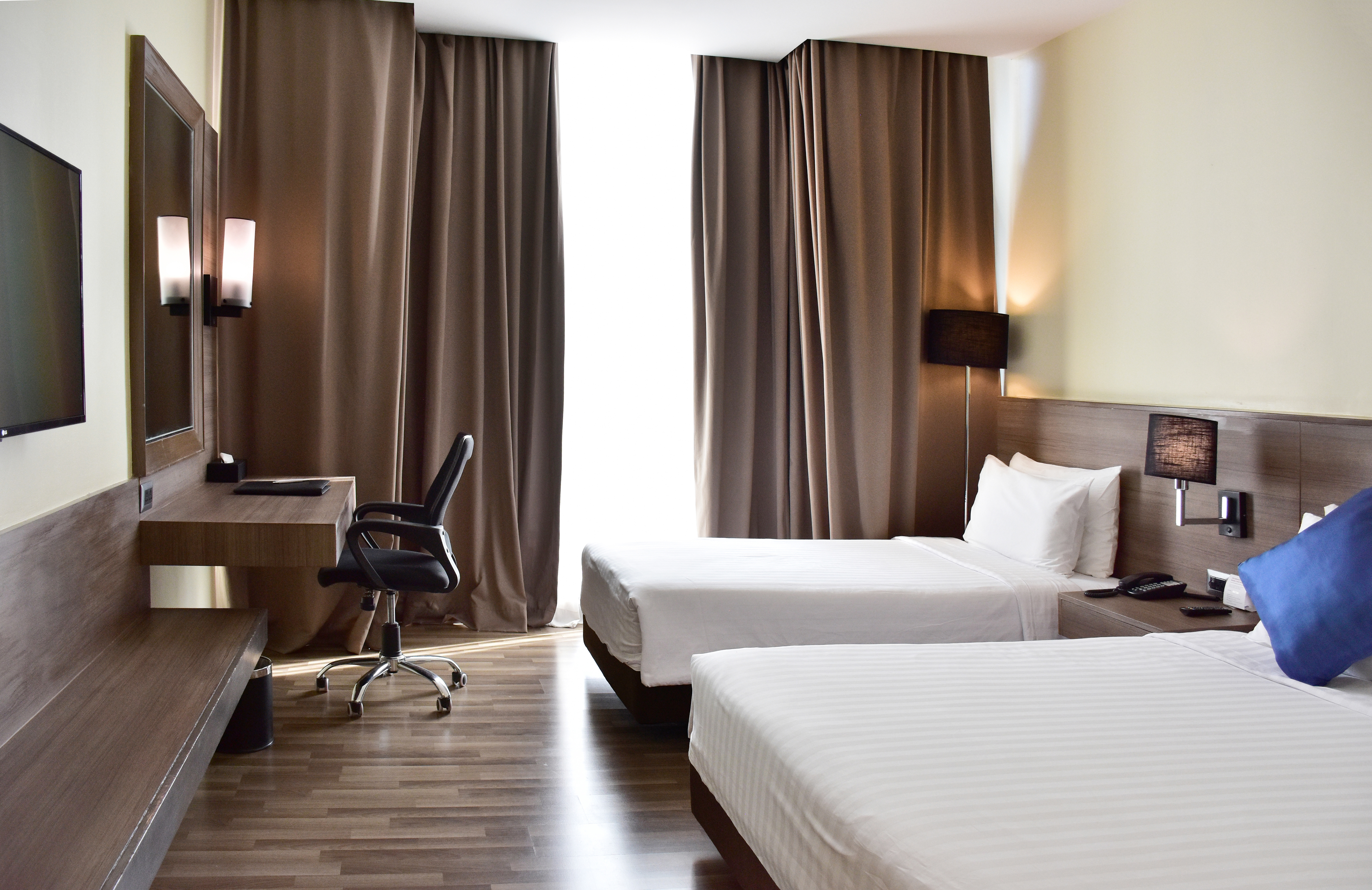 Best Western Plus Wanda Grand Hotel in PAK KRET