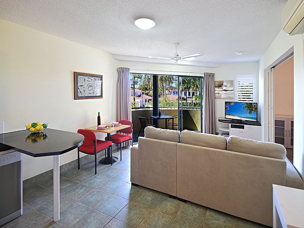 NOOSA RIVER SANDY SHORES 40/65