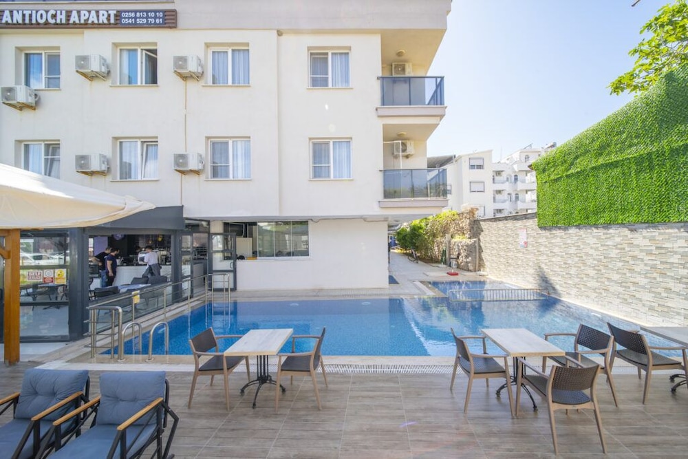 Antioch Apart Otel 5/32