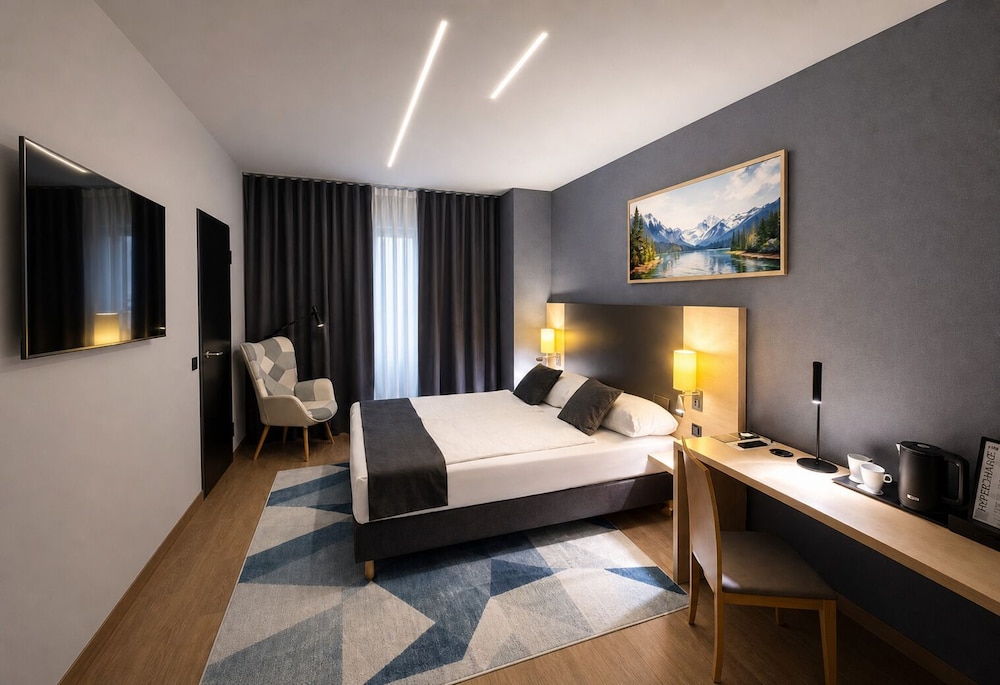 Hotel Mirage Neuss 5/78