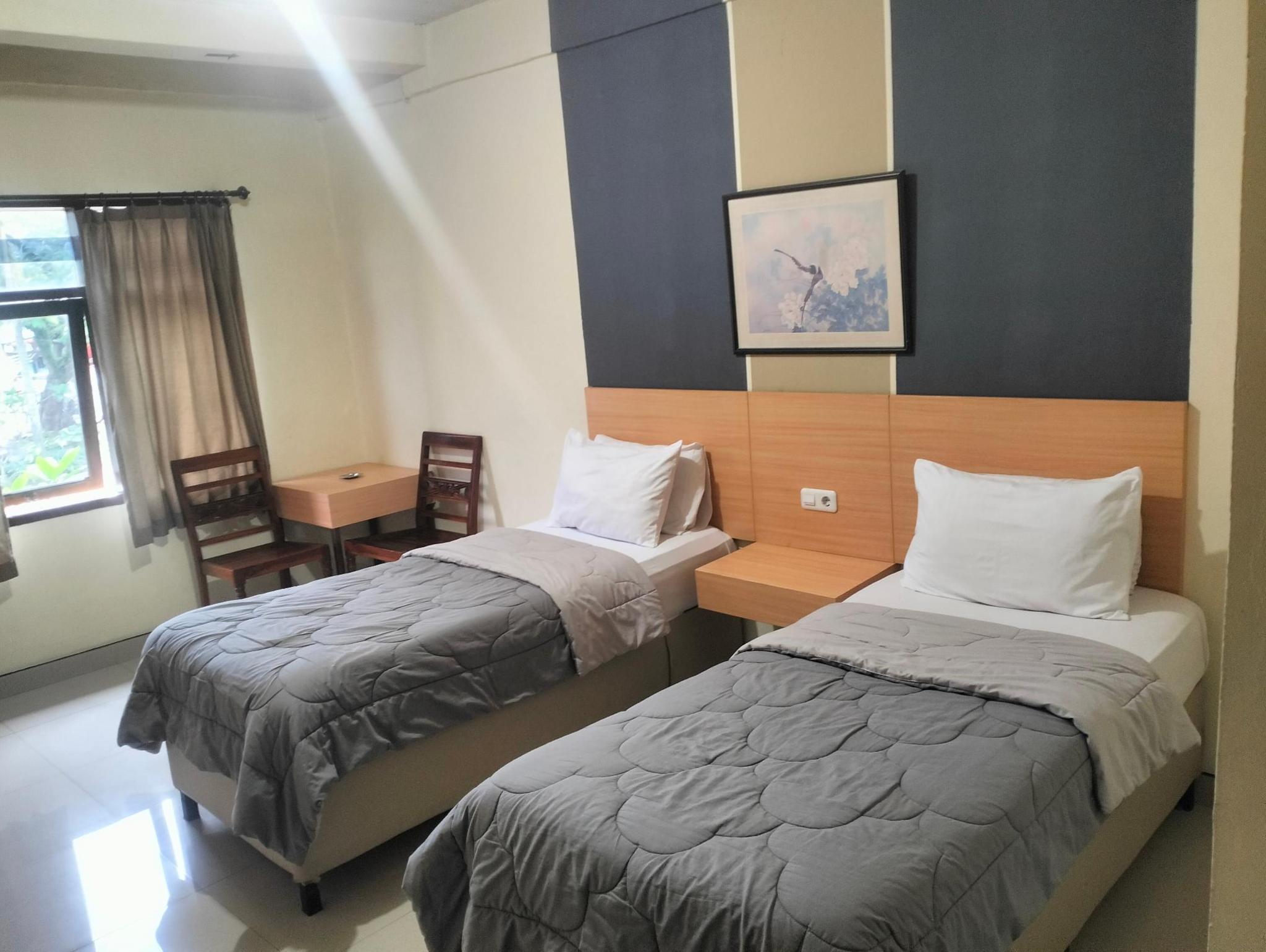 Hotel Augusta Garut 7/23