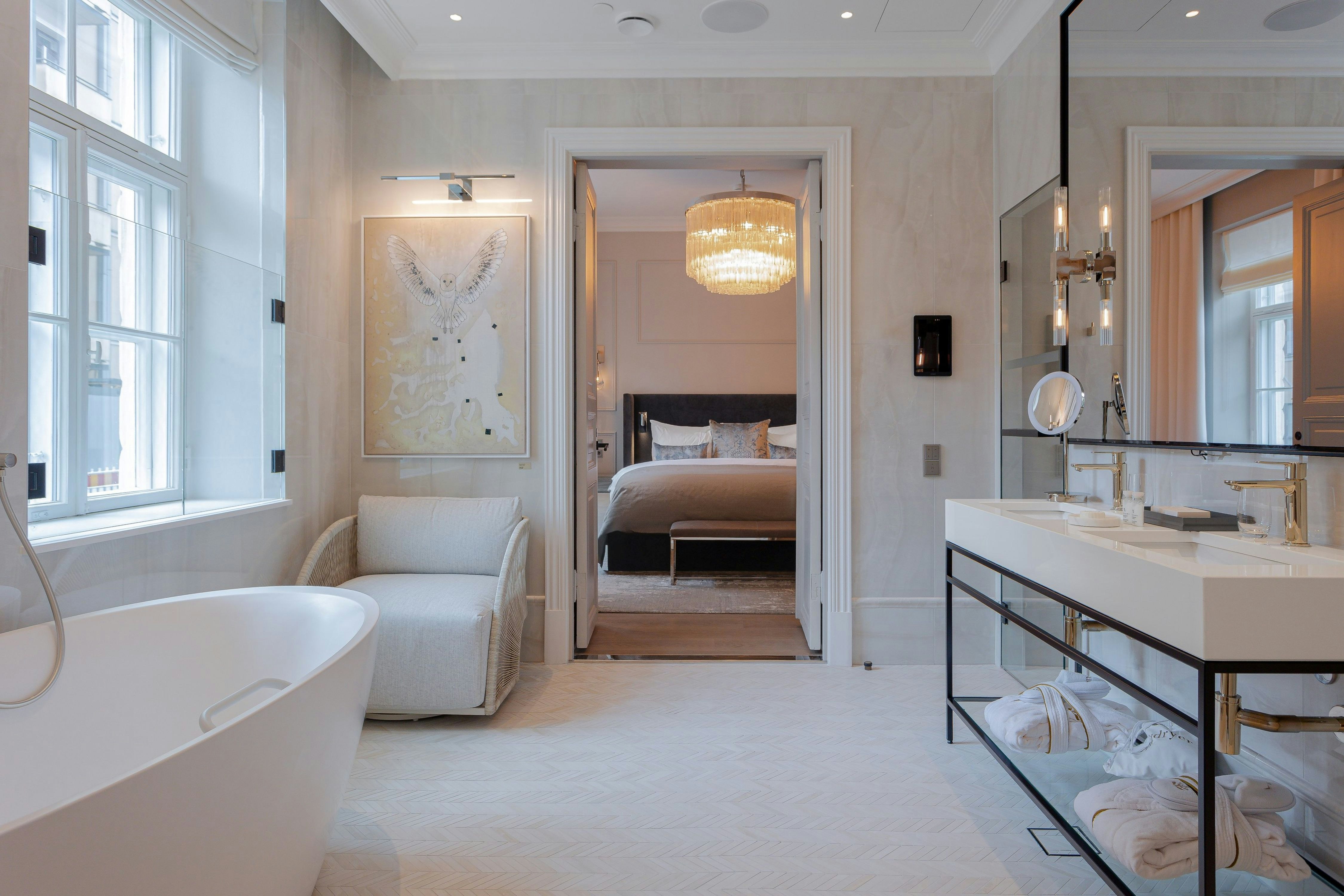 Residential, Suite, King Bed