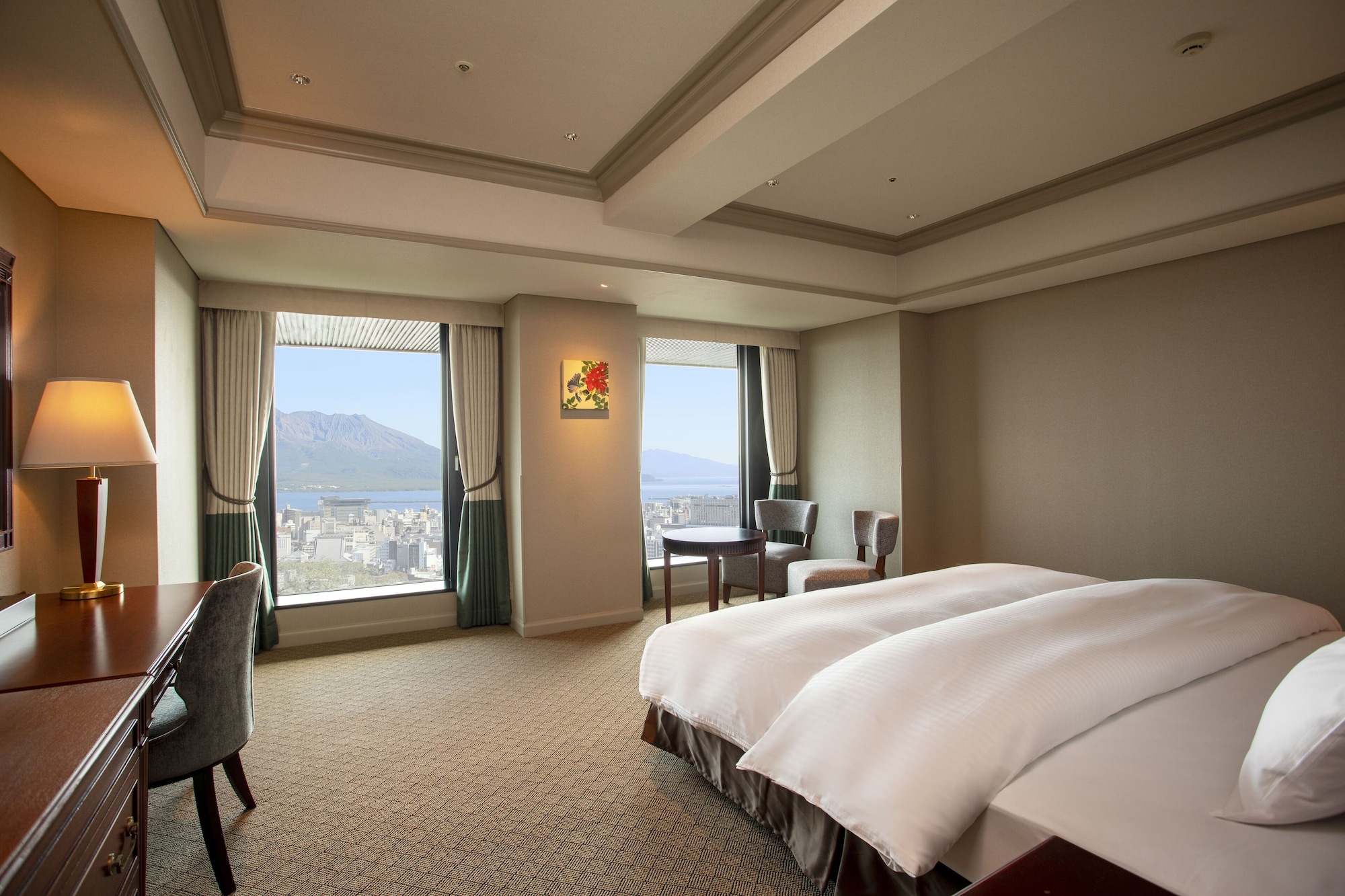 GRAND, DOUBLE BED, SAKURAJIMA VIEW