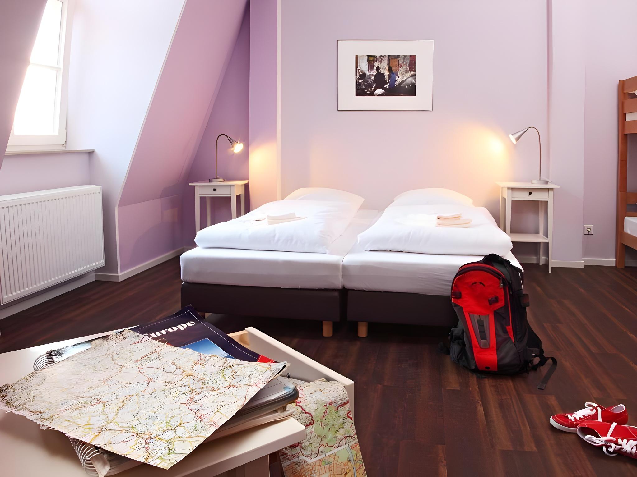 Room, Single, 2 Double Beds, Female Only