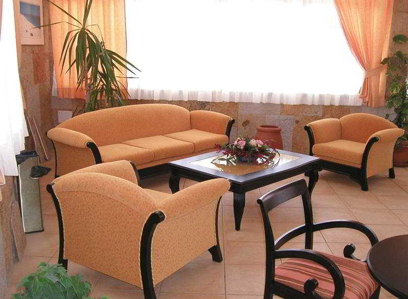 Maxorata Beach Apartments 25/36