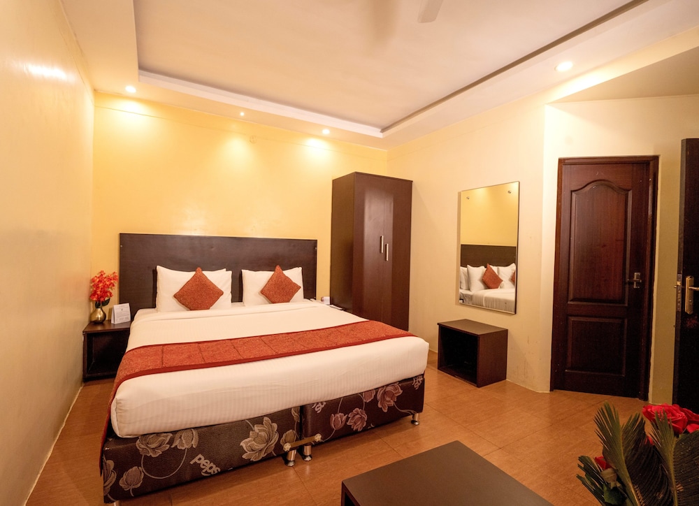 TGI STAR Holidays Yercaud 18/48