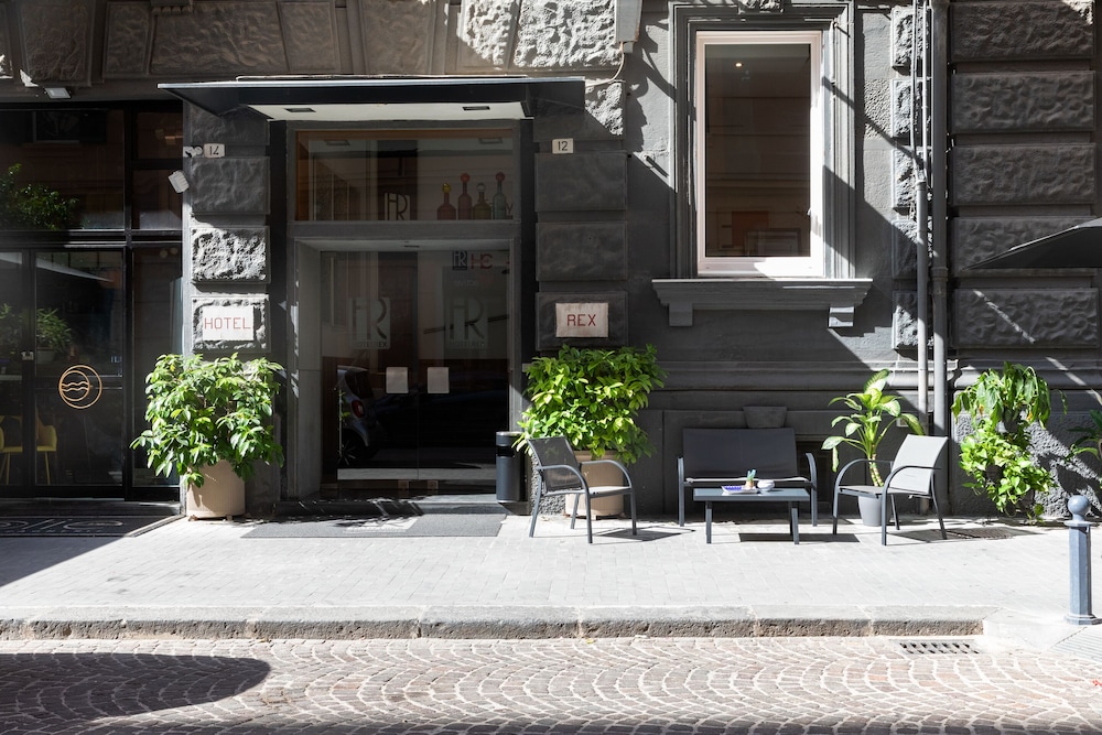 Rex Lifestyle Hotel in NAPLES