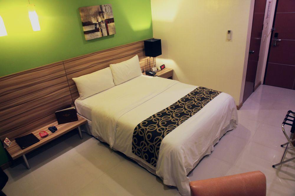 Guijo Suites Makati 9/24