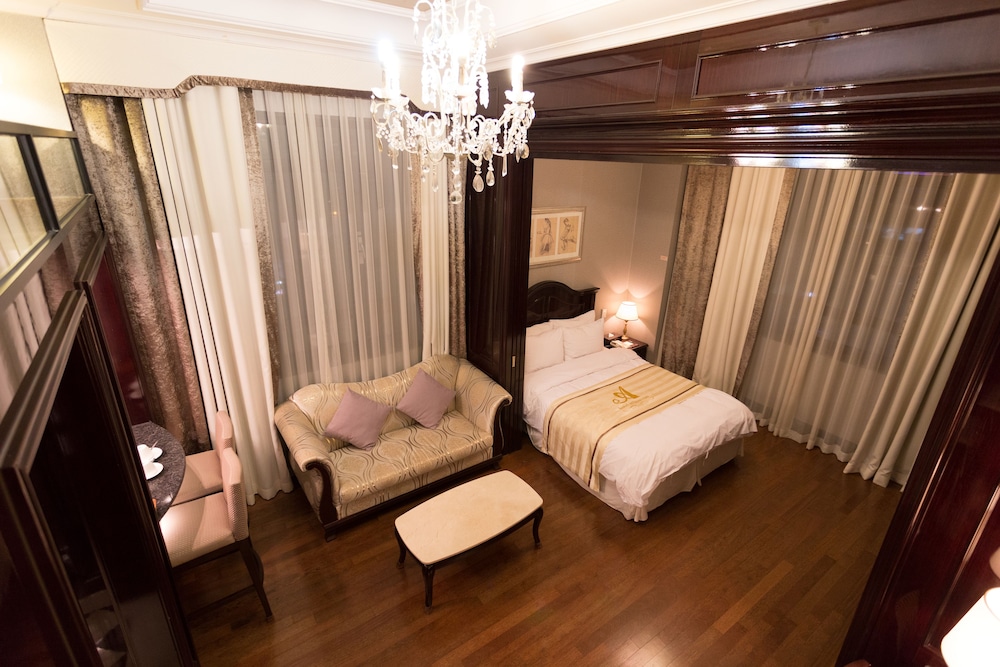 Yeoksam Artnouveau City Hotel and Residence 49/62