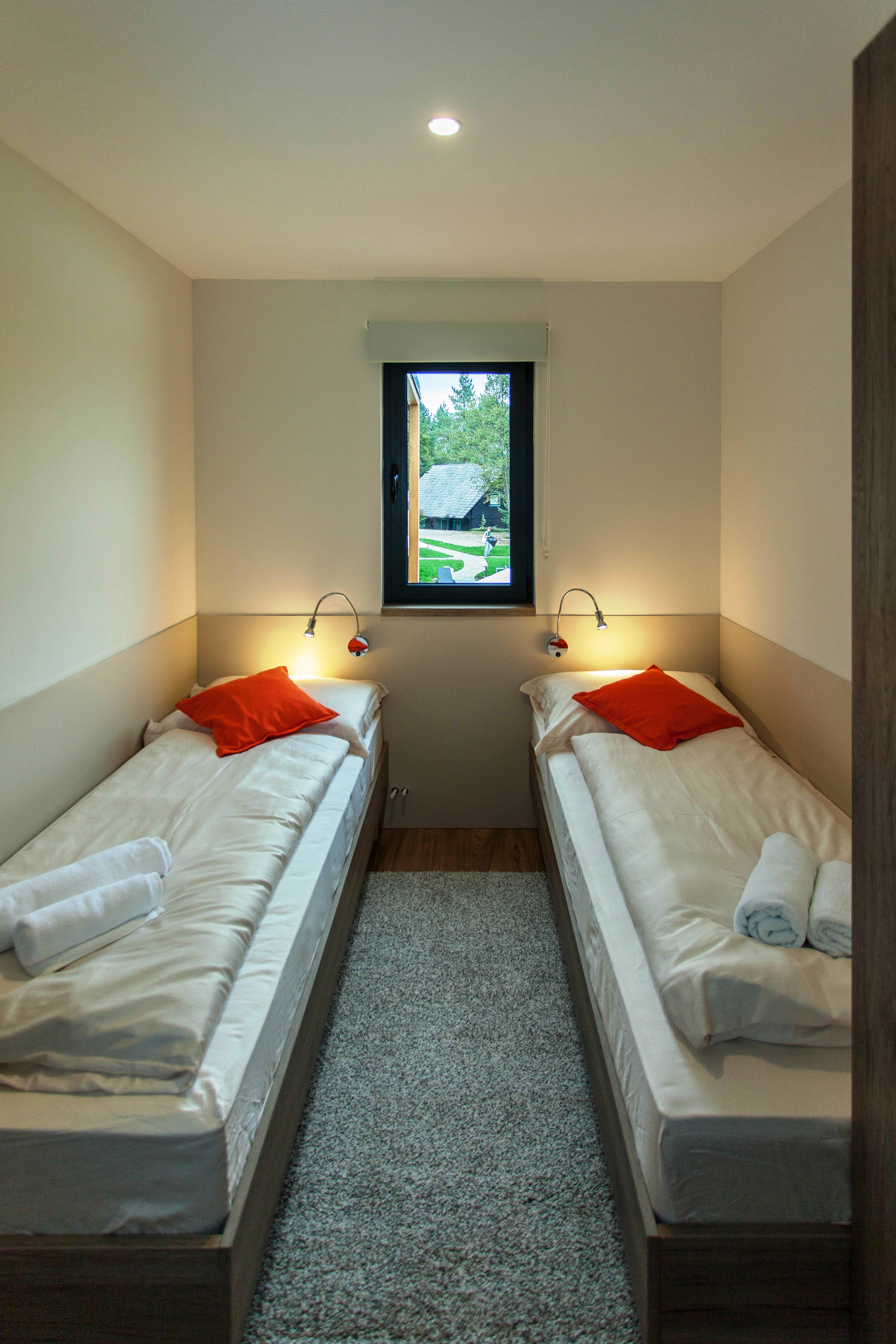 2 Bedrooms, Mobile Home, 2 Bathrooms، Plitvice Holiday Resort 3/4