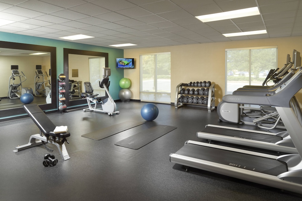 Fairfield Inn Suites Fayetteville North 25/50