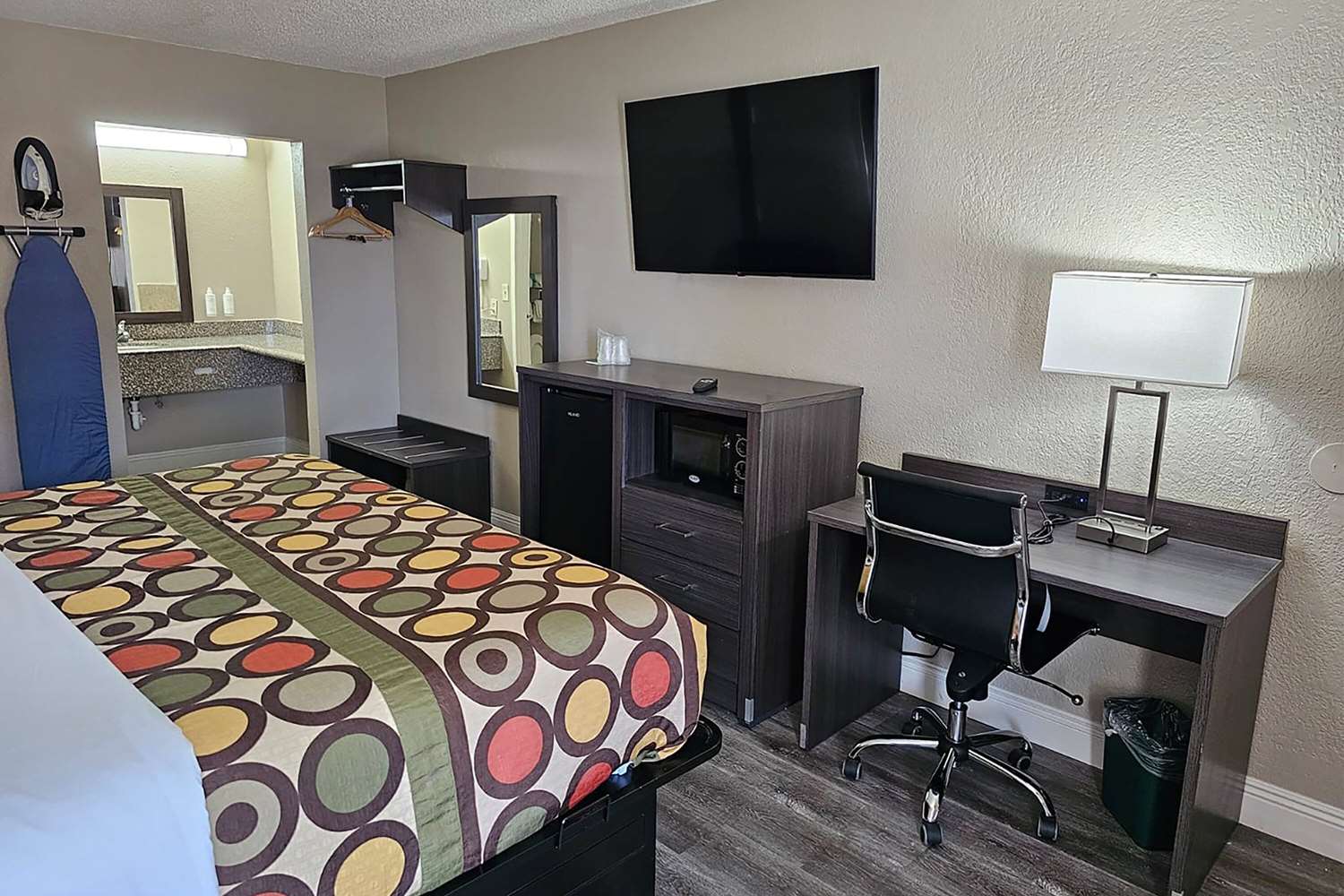 Super 8 By Wyndham Metairie 20/26