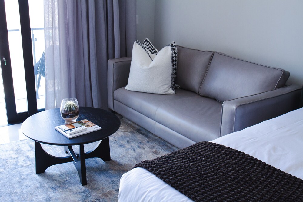 Ellipse Executive Apartment 34/50