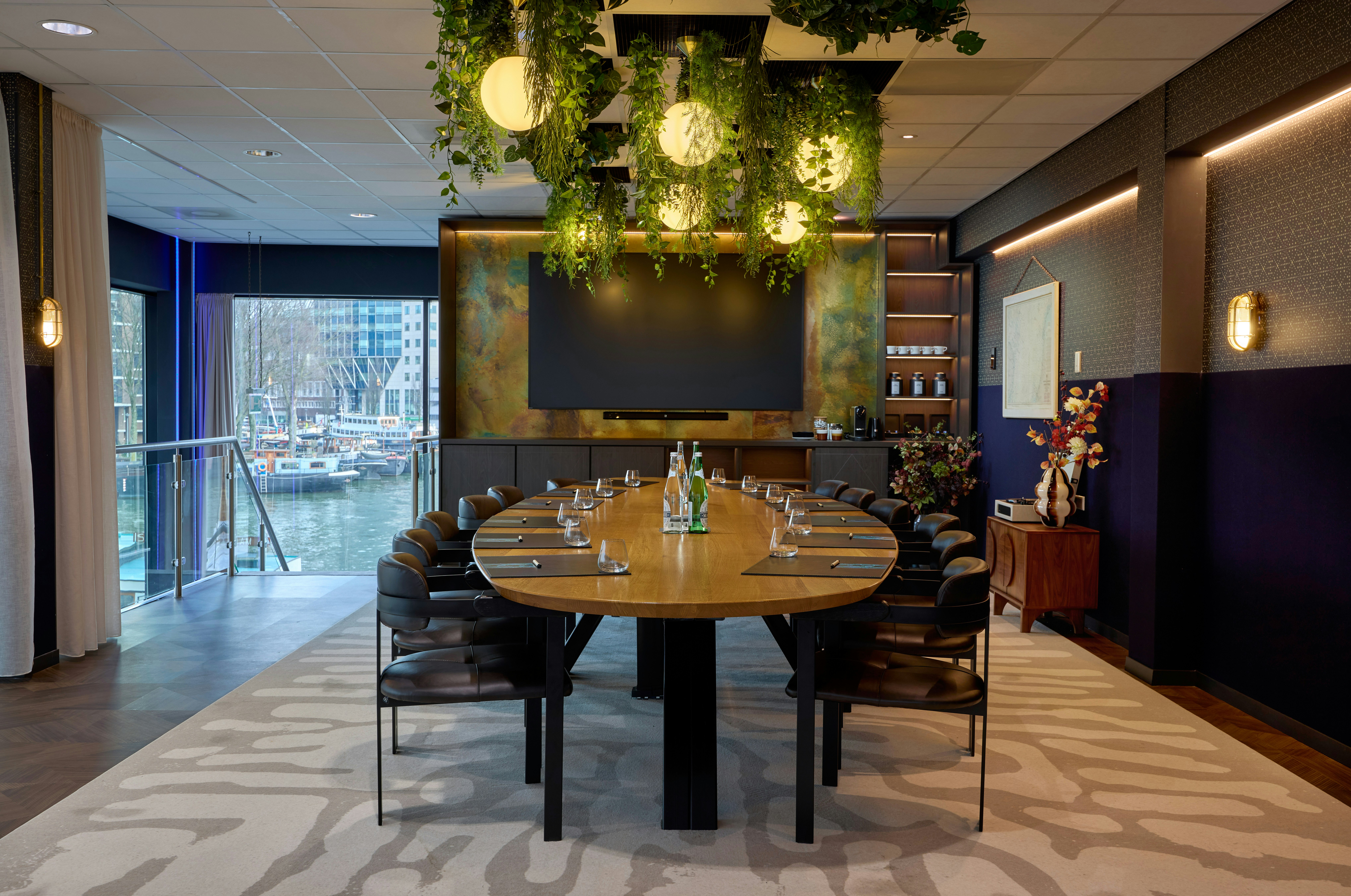 Haven Hotel Rotterdam, Curio Collection by Hilton 57/57
