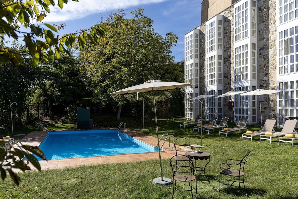 Parador de Monforte de Lemos 40/50