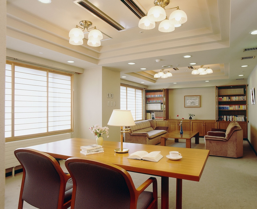 Saito Hotel 36/39