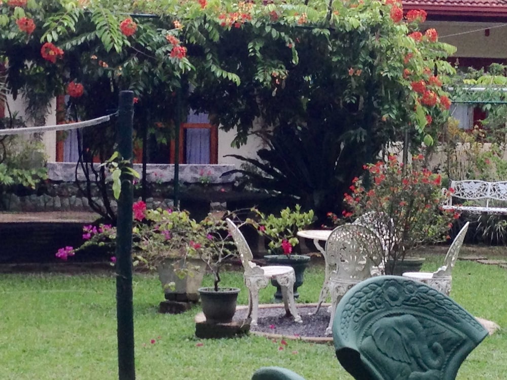 Yalegoda Walauwa Homestay 46/50