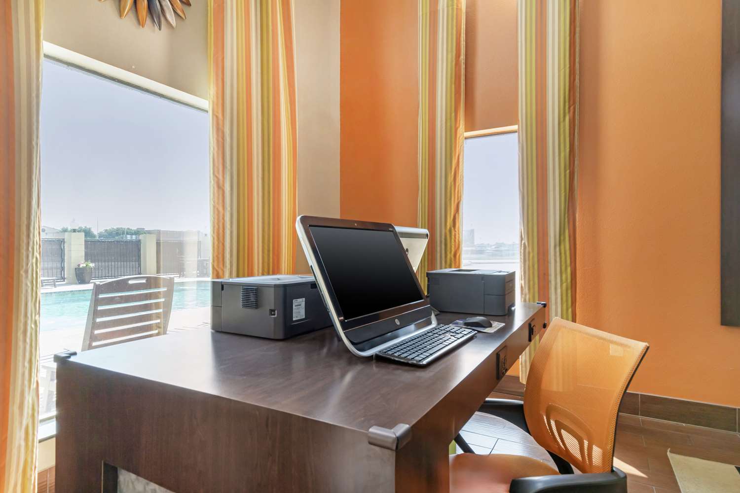 Best Western Inn & Suites New Braunfels 30/35