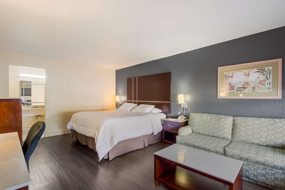 SureStay Hotel By Best Western Sarasota Lido Beach 13/33