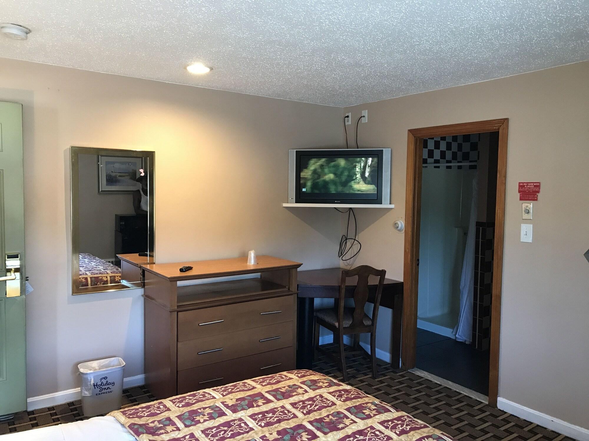Capri Motel 8/50