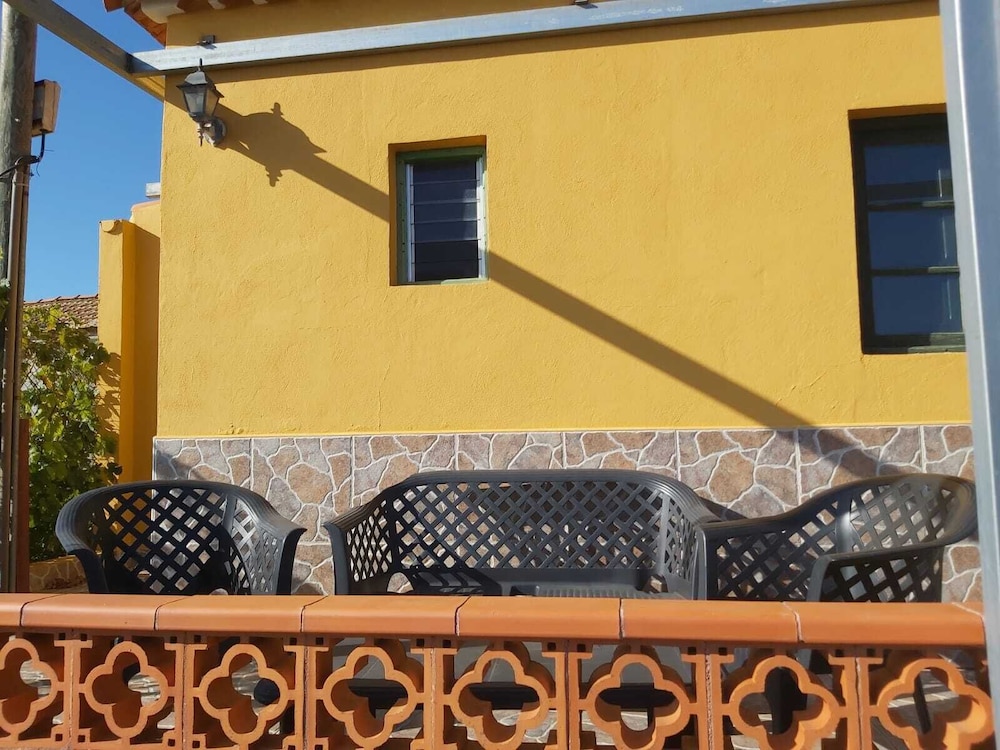 CASAS RURALES AMPARO LAS HAYAS 10/49